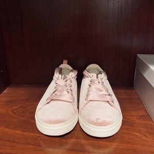 Gymboree Velvet sneakers
